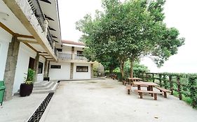 Sol Y Viento Mountain Hot Springs Resort